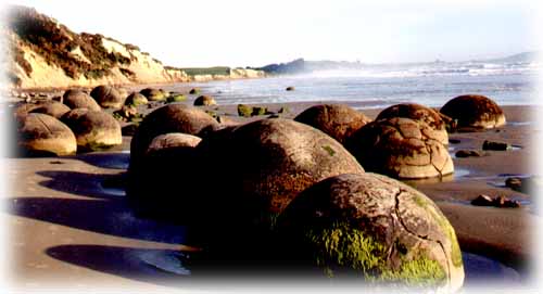 Boulder Rocks,  Moeraki