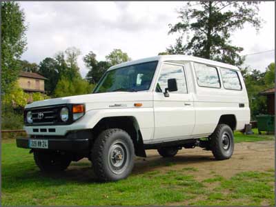 HZJ78 Toyota - 4x4